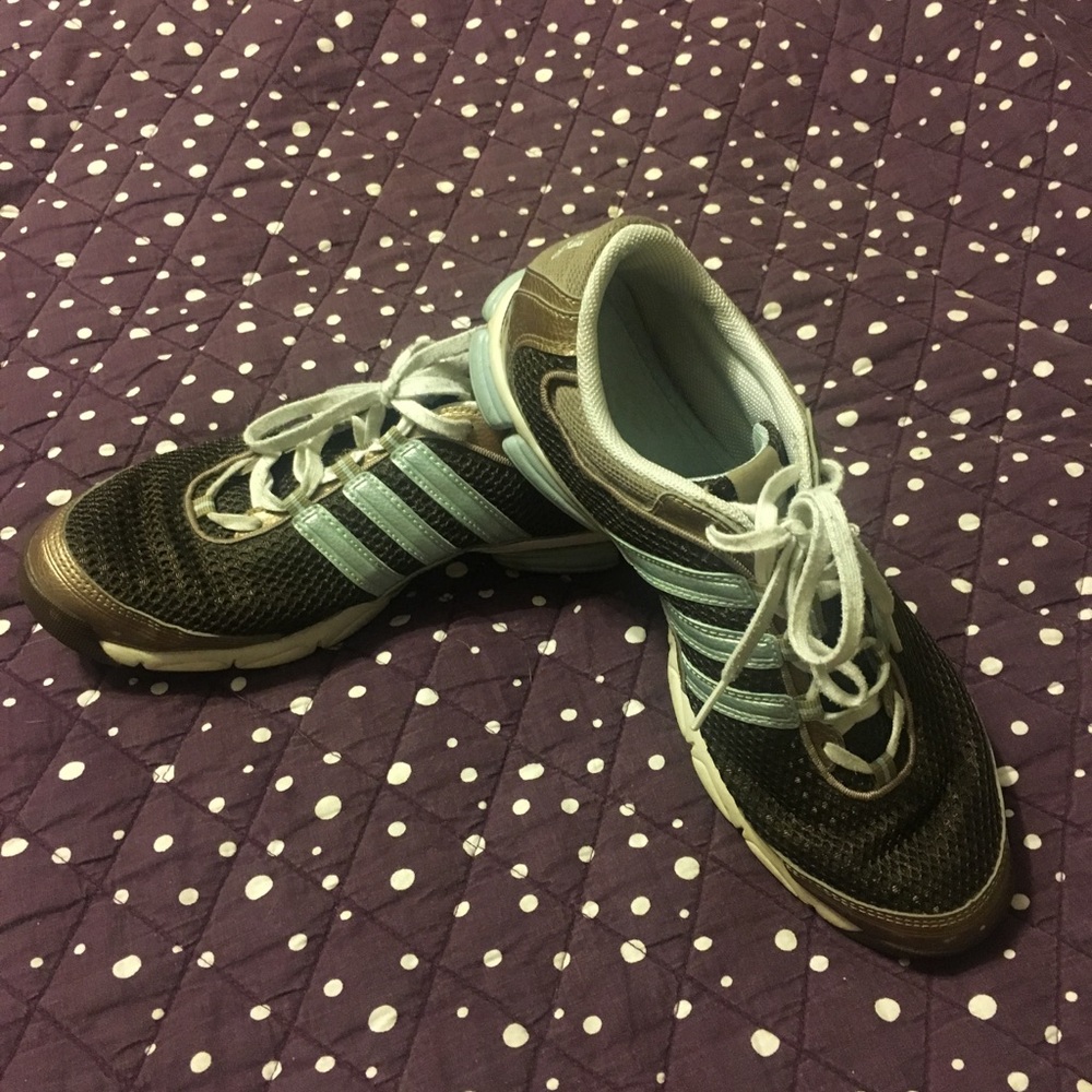 Comfortable stylish Adidas shoes